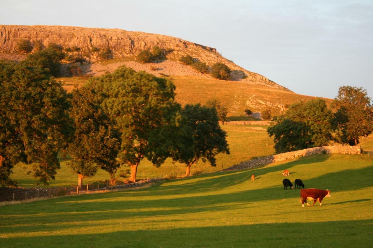 Scar Close Farmhouse Otel Settle Dış mekan fotoğraf